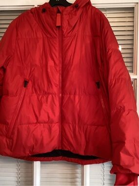 Athleta Red Puffer Jacket with Hood